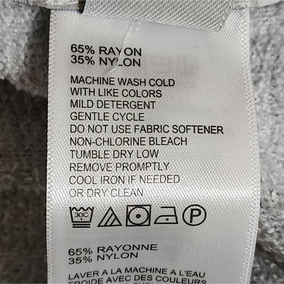 Tommy Bahama pearl Grey super soft cozy cardigan sweater size medium - Picture 4 of 6